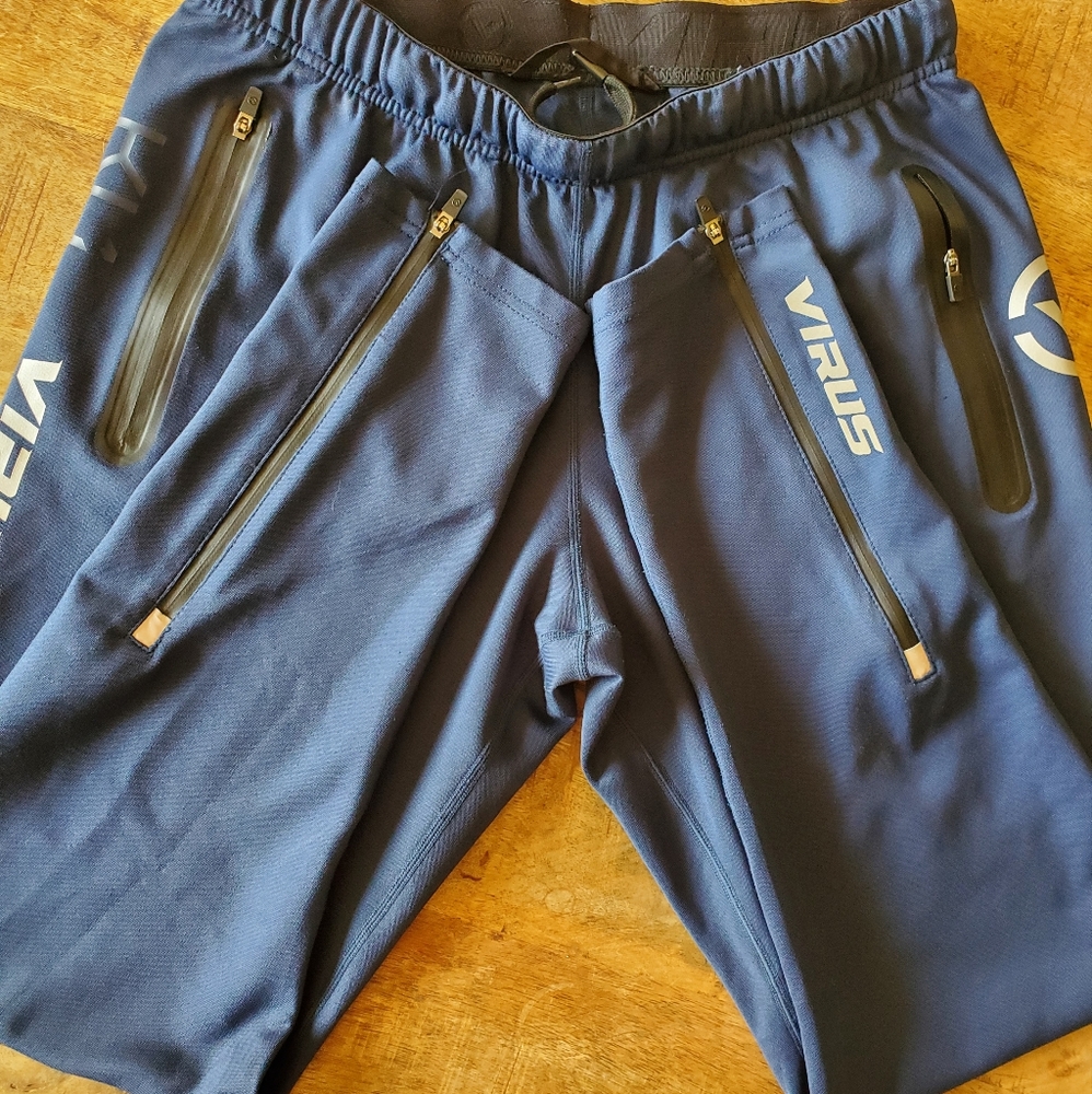 Virus KL1 Joggers